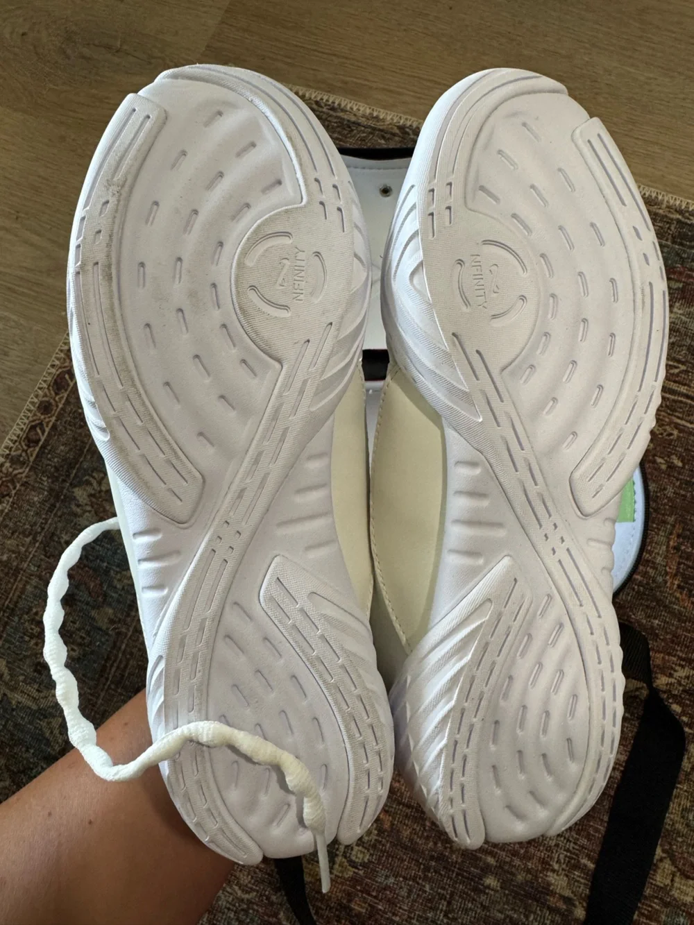Nfinity Evolution Cheer Shoes White Size 8 NWT